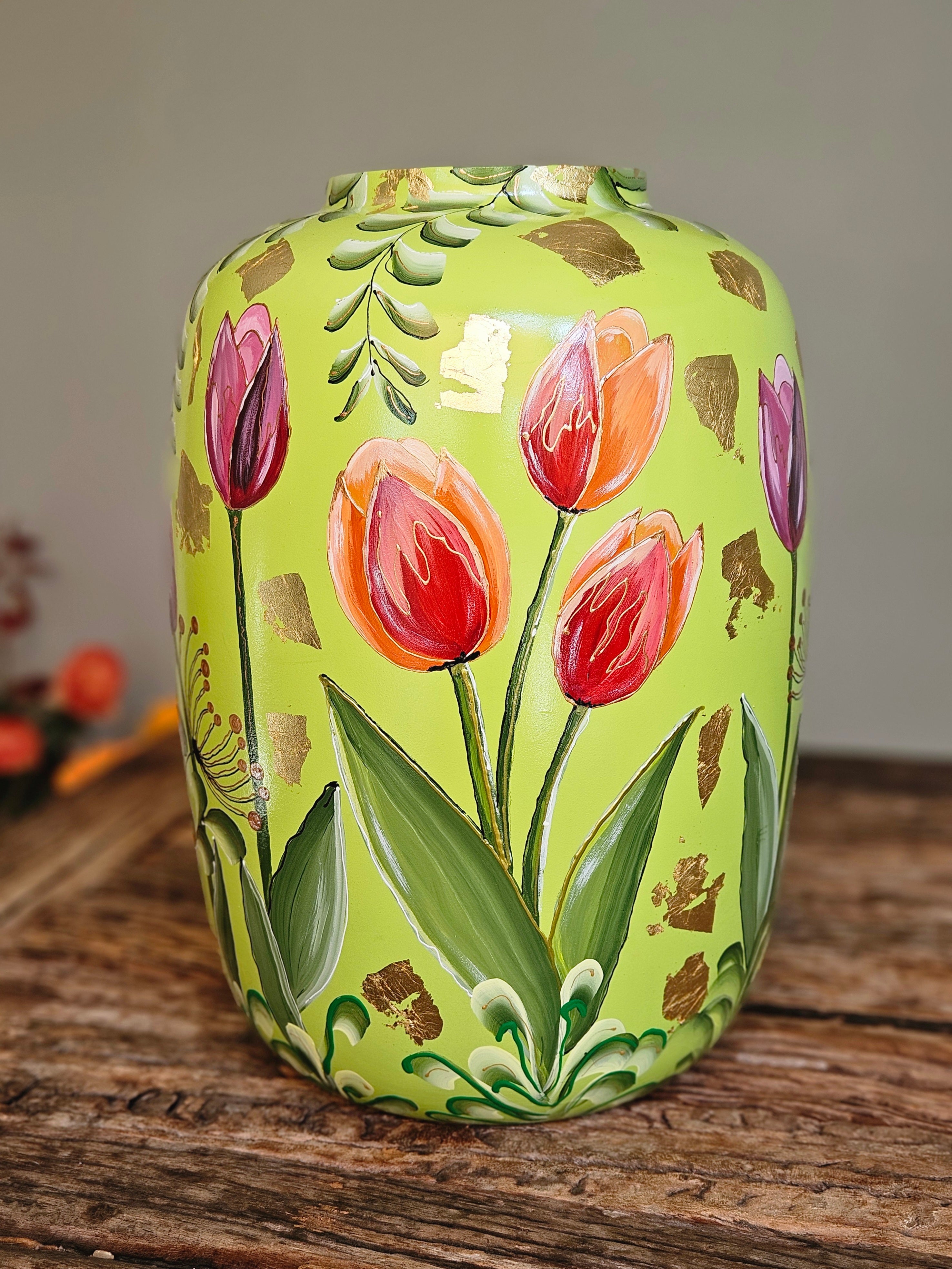 Vaas Tulip Fantasy